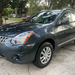 2014 Nisssan Rogue 
