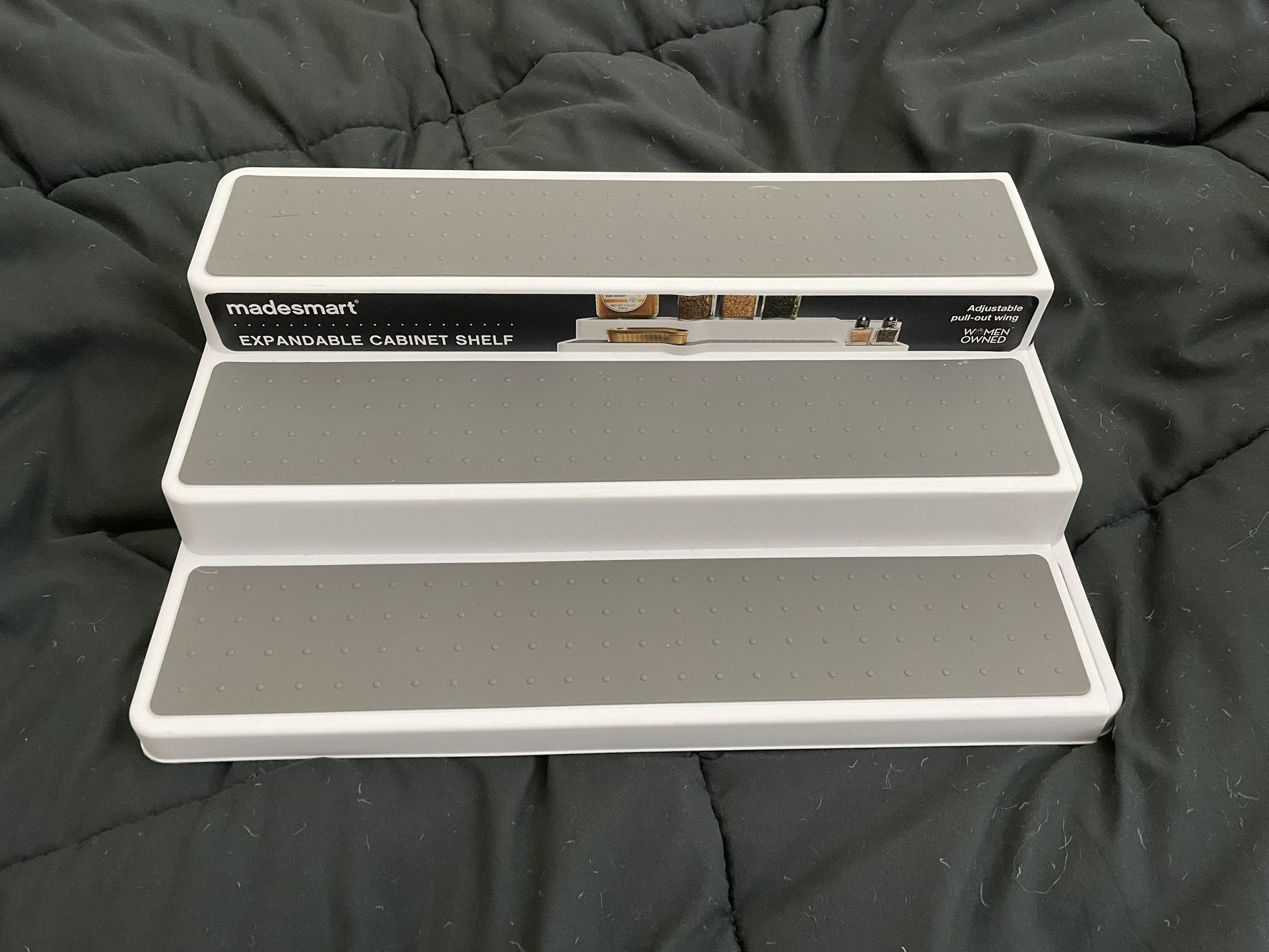 Expandable Cabinet Shelf