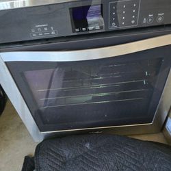 Whirlpool Electric Oven 