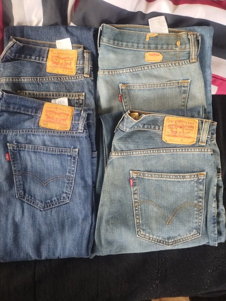 Men's Levi Jeans. 3630s 3632s