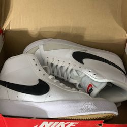 Nike Blazer MID ‘77