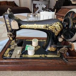 Antique 1911 Singer 28K Portable Sewing Machine – Original Case & Tray – Working