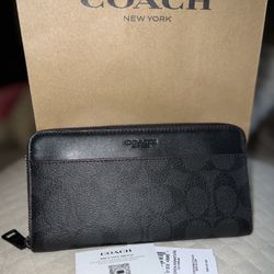Authentic Coach Leather Wallet 