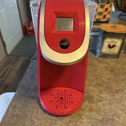 Keurig K200 2.0 Pod Coffee Maker 