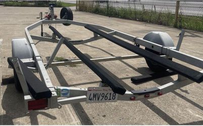 Boat trailer 22 foot 2011 karavan