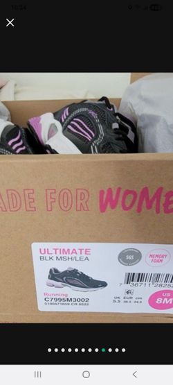 NEW size 8M Womens Walking running shoe