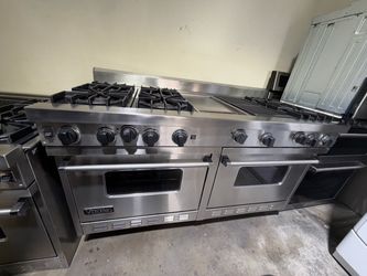 60” VIKING GAS RANGE STAINLESS STEEL