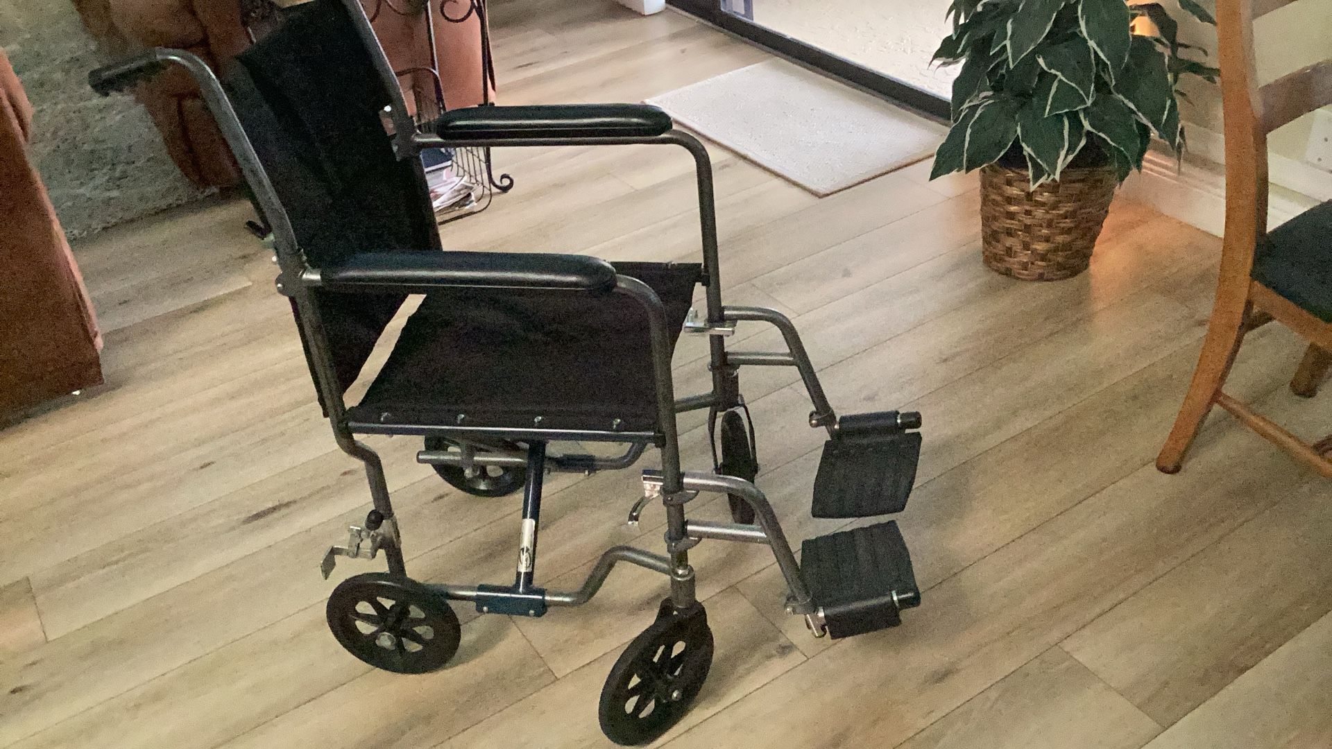 Evermate Wheelchair
