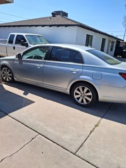 2006 Toyota Avalon Silver 4-Door Sedan