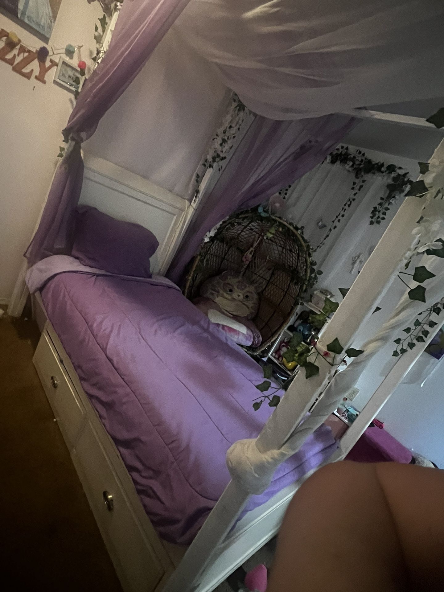 Twin Bed With Mattress