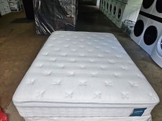 Lisa queen mattress