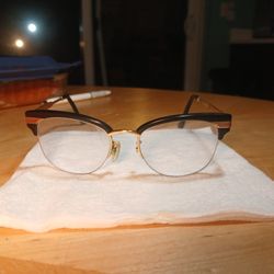 Gucci Glasses Frames - Frames Only