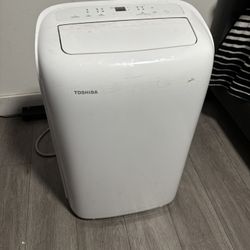 White Toshiba Fan/AC