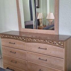 6 Drawer Dresser with Mirror 