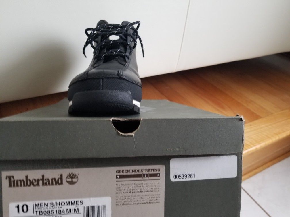 New timberland boots size 10 with box