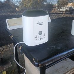 Baby Bottle Warmer Lightly Used 