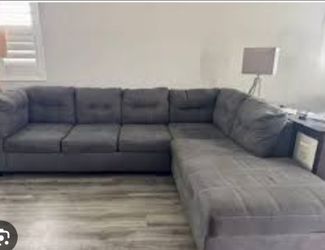 Nice Big Ashley Sectional Can Deliver cash only