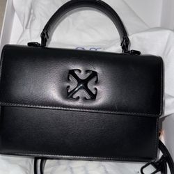 Off-White Jitney 1.4