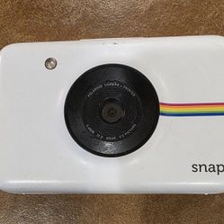 Polaroid Snap Instant Digital Camera with Zink Zero Ink Printing, White

