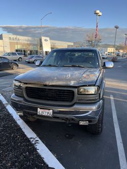 2000 GMC Sierra Hood