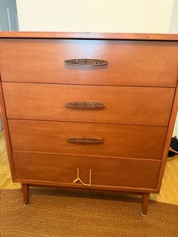 Refinished Vintage 1960s Bassett MCM Walnut 4-Drawer Highboy Dresser - Mayan Series