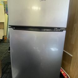 Whirlpool 3.1 cu Ft Mini Refrigerator 