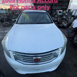 2009 Honda accord For Parts Only 
