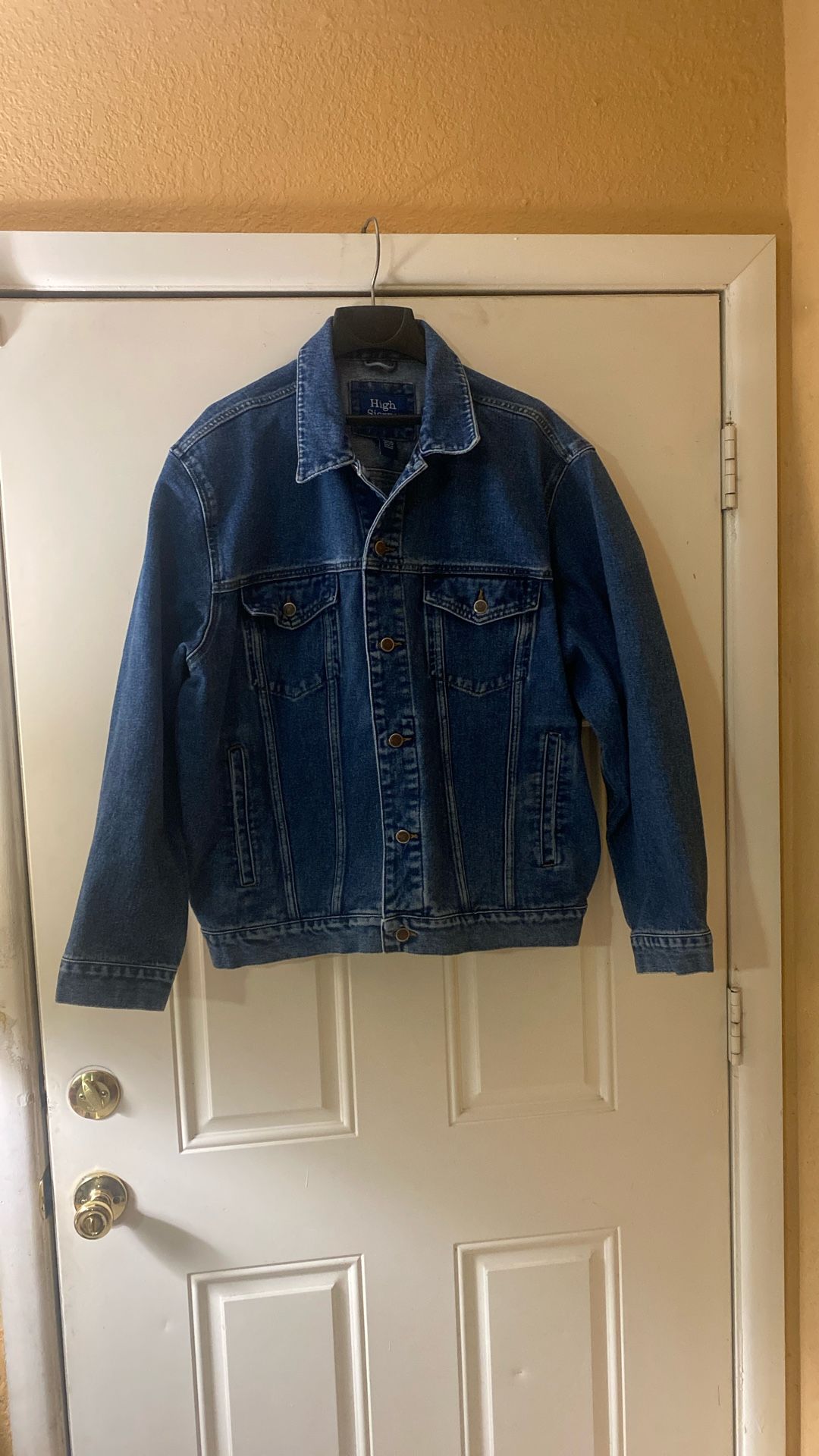 Men’s XL Denim Jacket Excellent Clean Condition