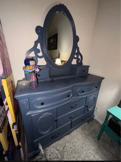 Dresser
