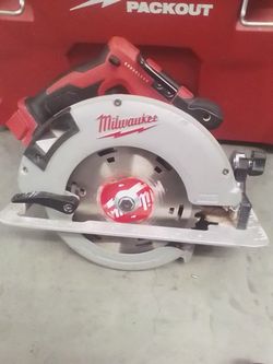 Milwaukee Circular Saw $65