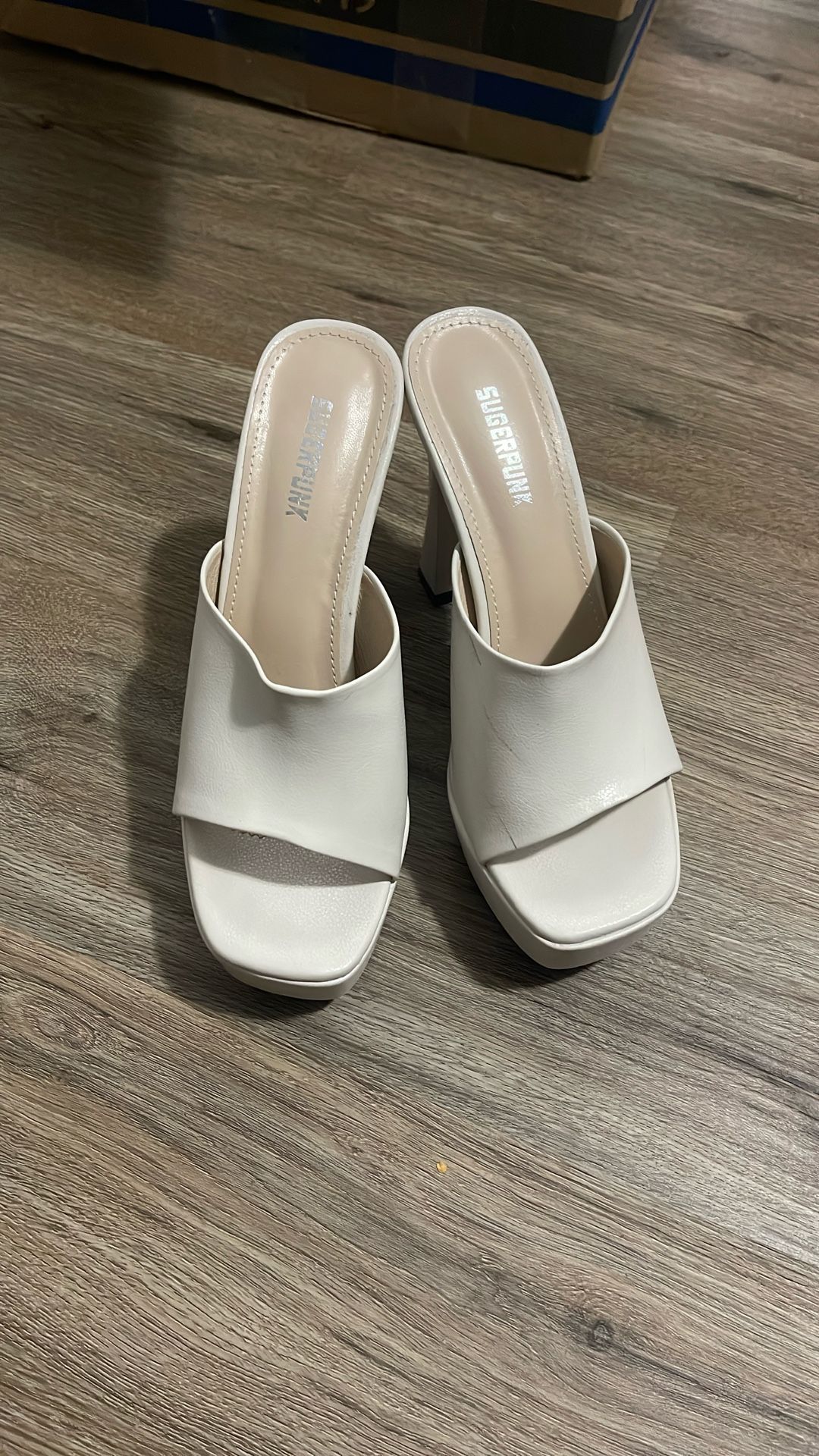 High Heel Size 7 White