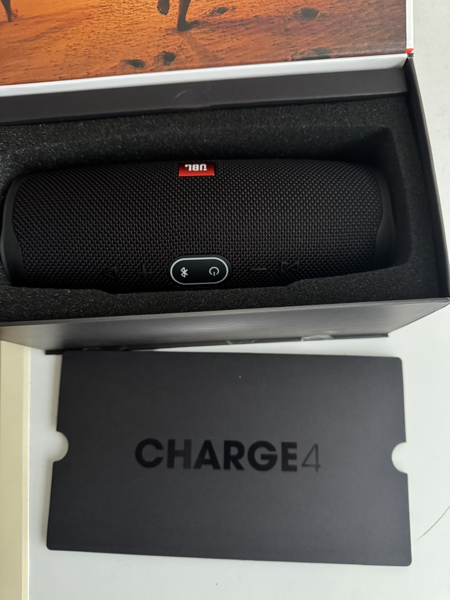 JBL Charge 4