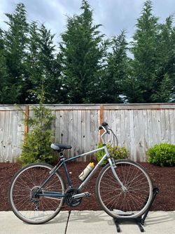 KHS Brentwood Large Comfort Hybrid – 700c, 21-Speed