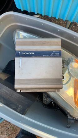 Pioneer Car Amp And Speakers 