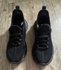 Kids Black Breathable Athletic Sneakers