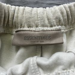 Light oatmeal essential sweats brand new size xxs