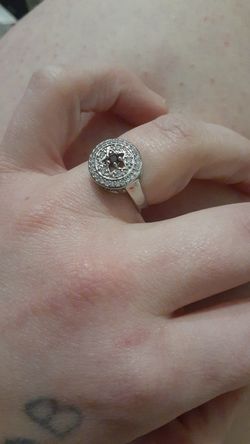 Womens size 8 silver ring