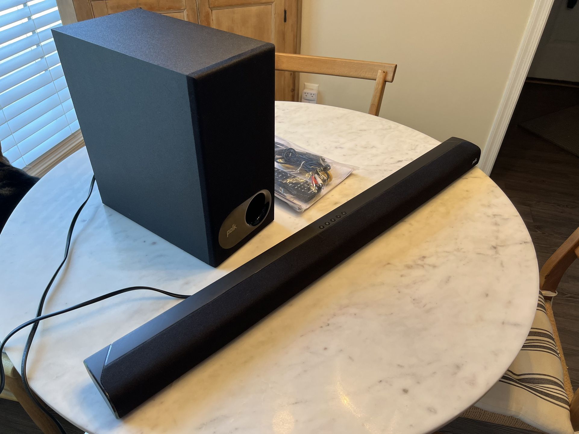Polk Audio Signa S2 Sound Bar & Wireless Subwoofer