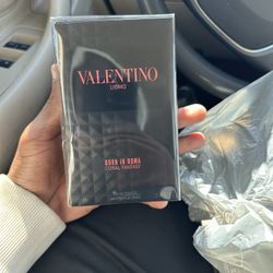 Valentino cologne
