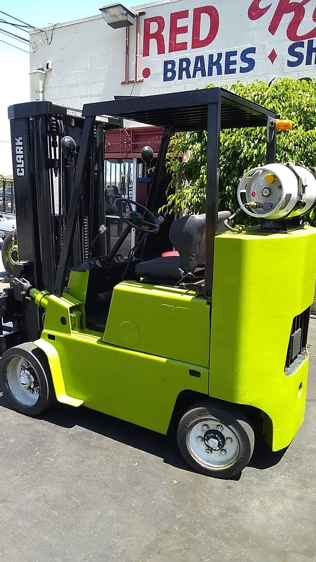 Clark forklift propane gas 8000 lbs