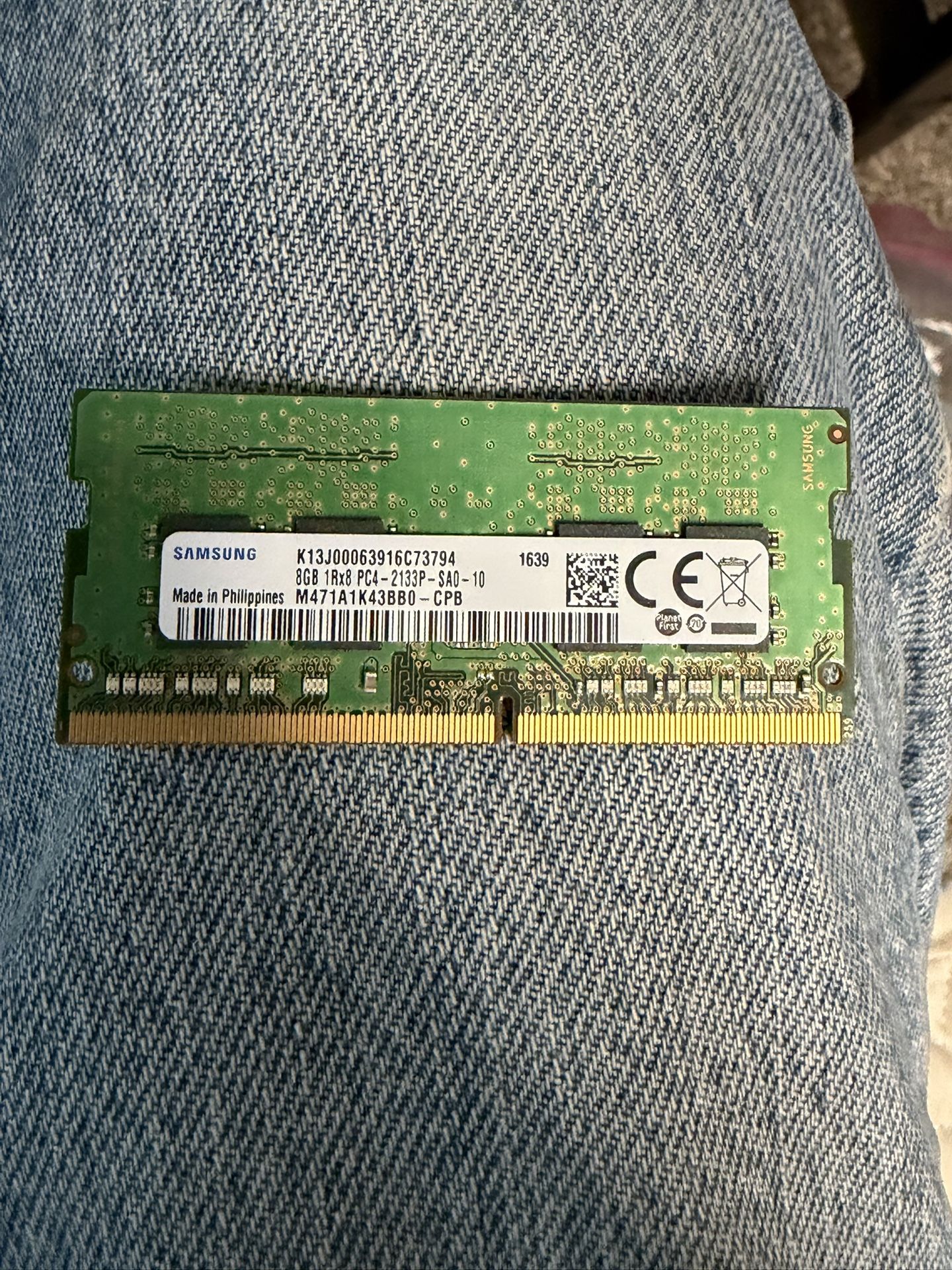 Samsung 8GB M471A1K43DB1-CTD DDR4 PC4-21300, 2666MHZ, 260 Pin SODIMM, 1.2V, CL 19 Laptop Memory