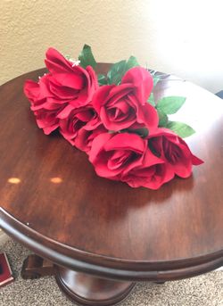 Bundle of fake roses