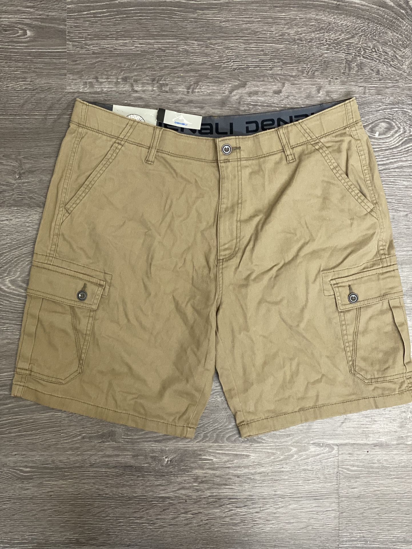 Denali Mens Stretch Cargo Shorts Size 38 NEW MSRP $42