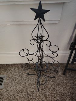 Primitive Christmas Tree