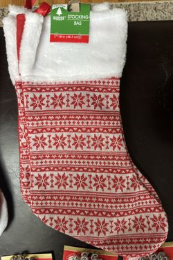 *NEW* Christmas Decor