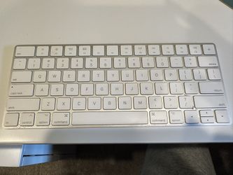 Apple Wireless Keyboard