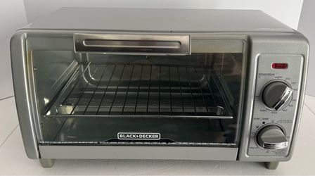 BLACK+DECKER 4 Slice Toaster Oven Seldom Used!