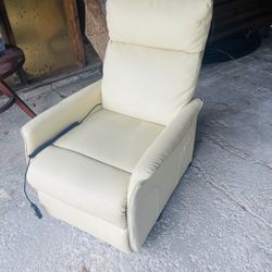 Recliner Chair 