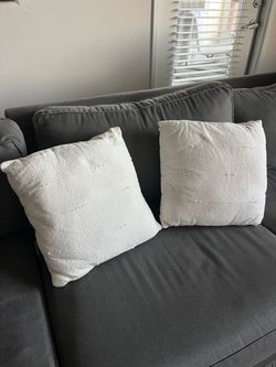White Throw Pillow Set