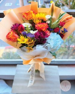 Arreglo floral / Floral arrangement